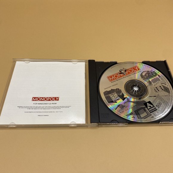 Monopoly CD Rom Hasbro Game - 1996- Pre-Owned - For Windows. - Picture 3 of 4